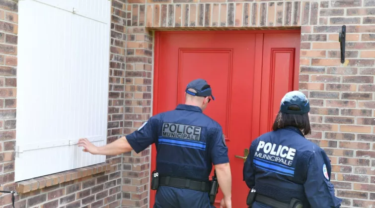 Police municipale en opération tranquillité vacances