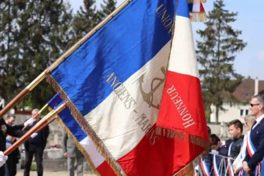 drapeau souvenir commémoration