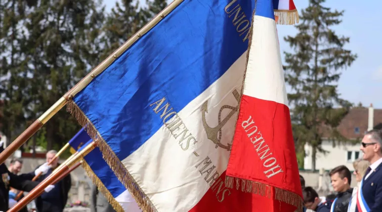 drapeau souvenir commémoration